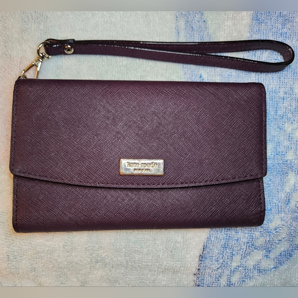 kate spade Handbags - Kate Spade Wallet Wristlet